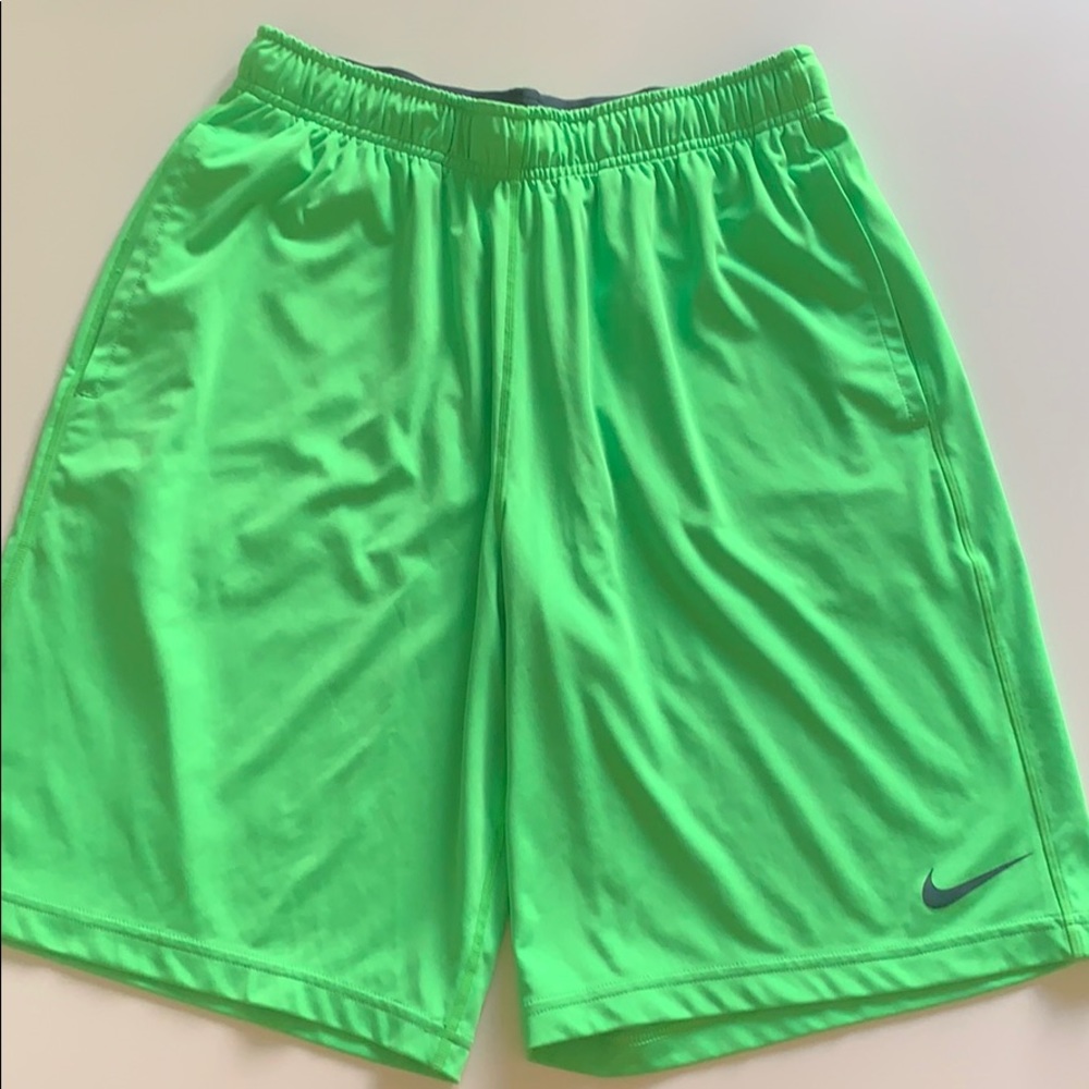 Nike Men’s Dri-Fit athletic shorts - Size M